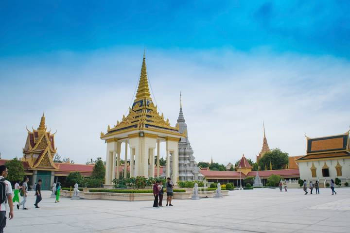 CAMBODIA & LAOS EXPRESS 11 DAYS / 10 NIGHTS