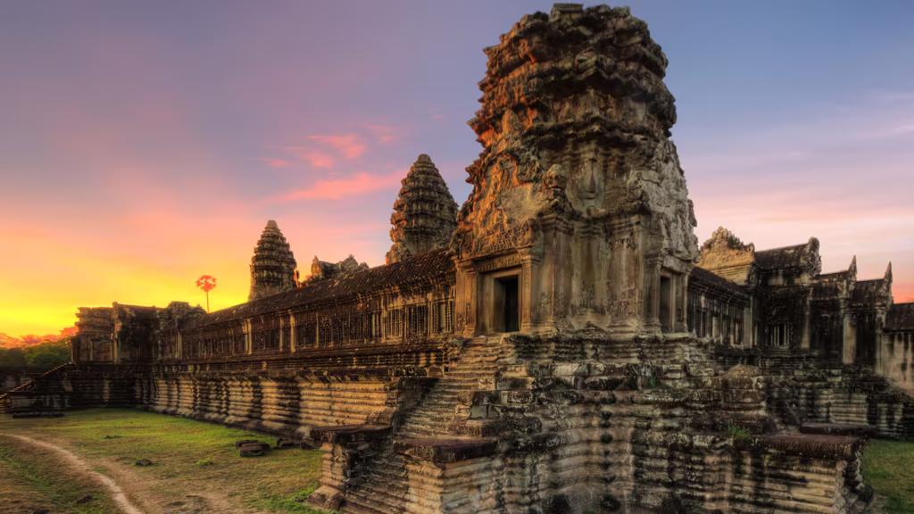 FROM THE PEARL ISLAND TO THE ANCIENT TEMPLES 12 DAYS / 11 NIGHTS