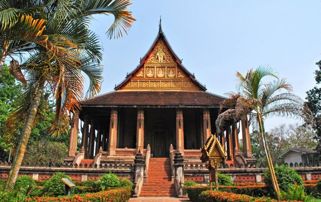 GLANCE OF LAOS & CAMBODIA 13 DAYS / 12 NIGHTS