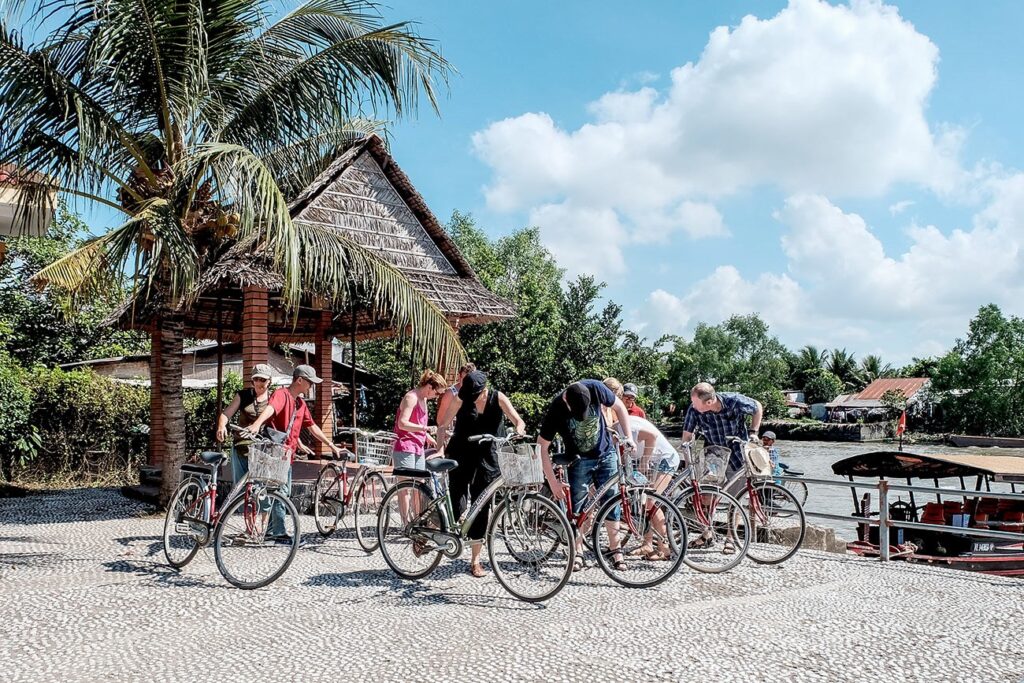 JOURNEY THROUGH THE MEKONG 14 DAYS / 13 NIGHTS